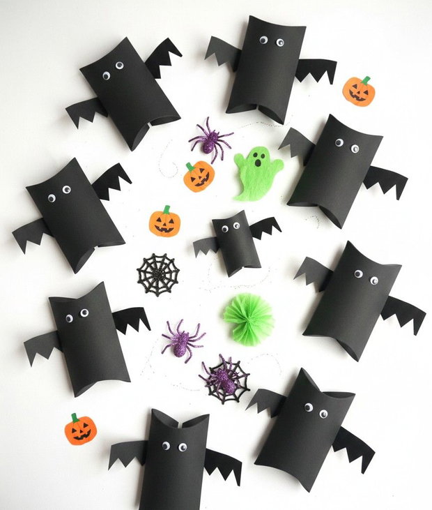 Cutiuțe liliac pentru Halloween
