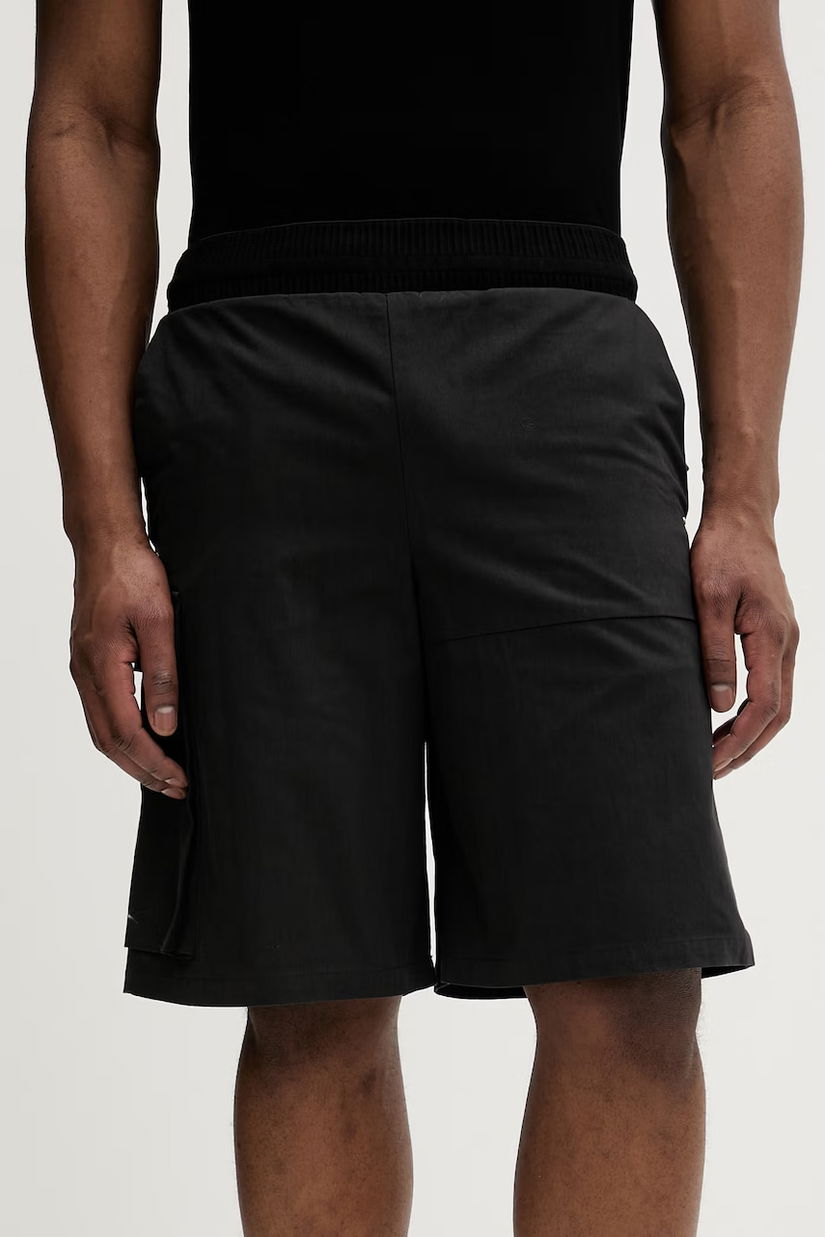 Heliot Emil pantaloni scurți