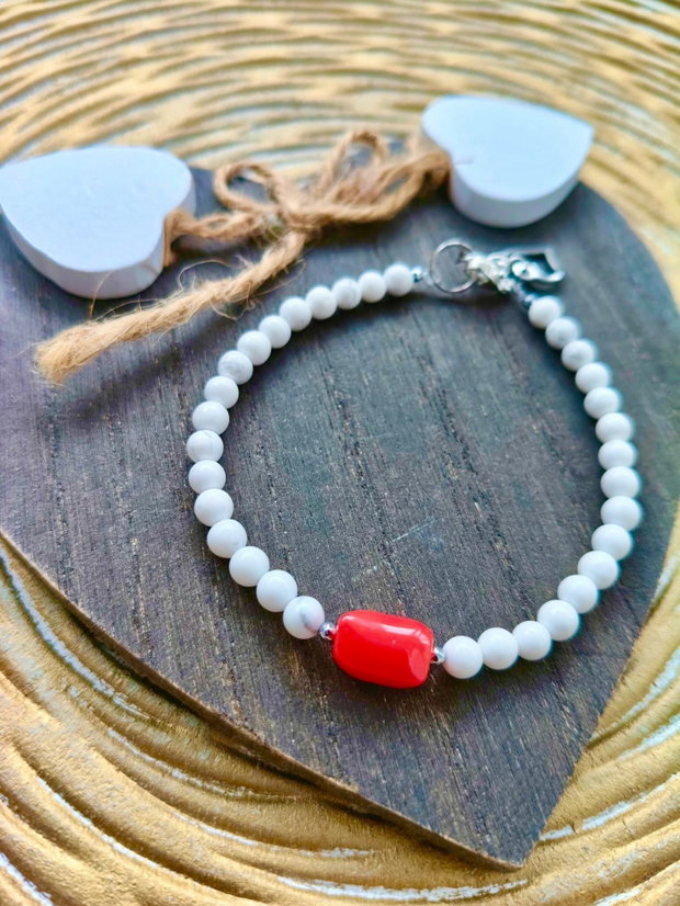 Bratara MARTISOR HOWLIT alb & coral rosu