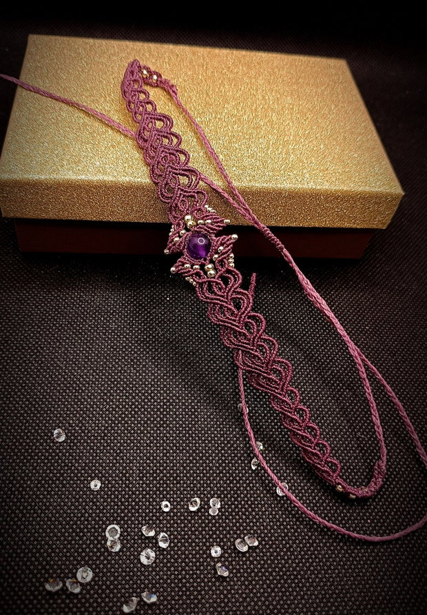 Choker frunze mov micromacrame cu ametist