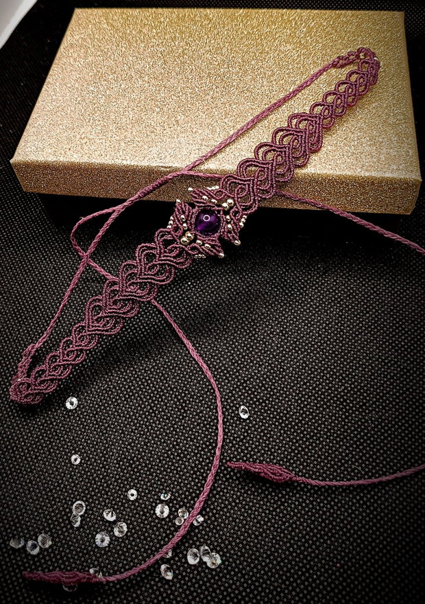 Choker frunze mov micromacrame cu ametist
