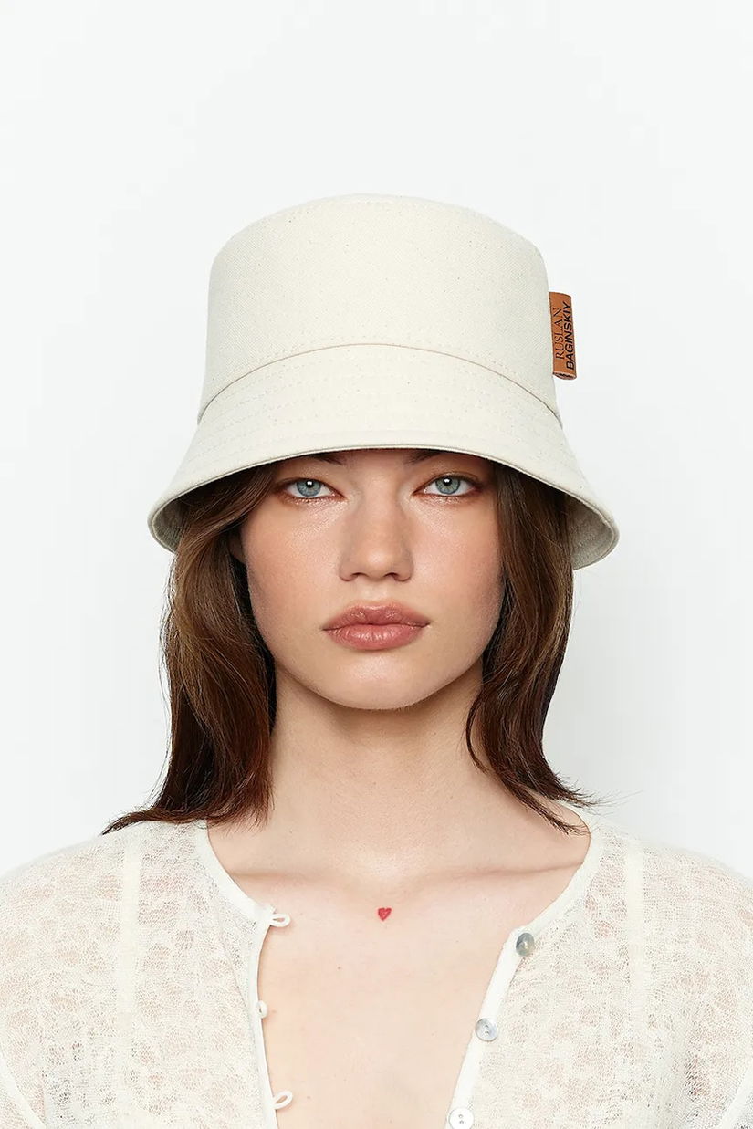 Ruslan Baginskiy pălărie din bumbac Ruslan Baginskiy Logo Patch Bucket Hat