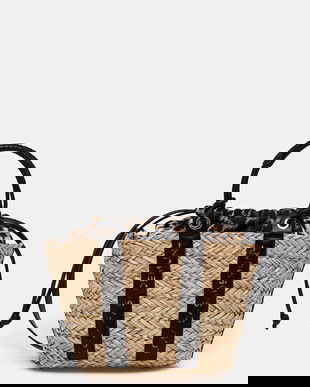 Lola Casademunt geantă de plajă