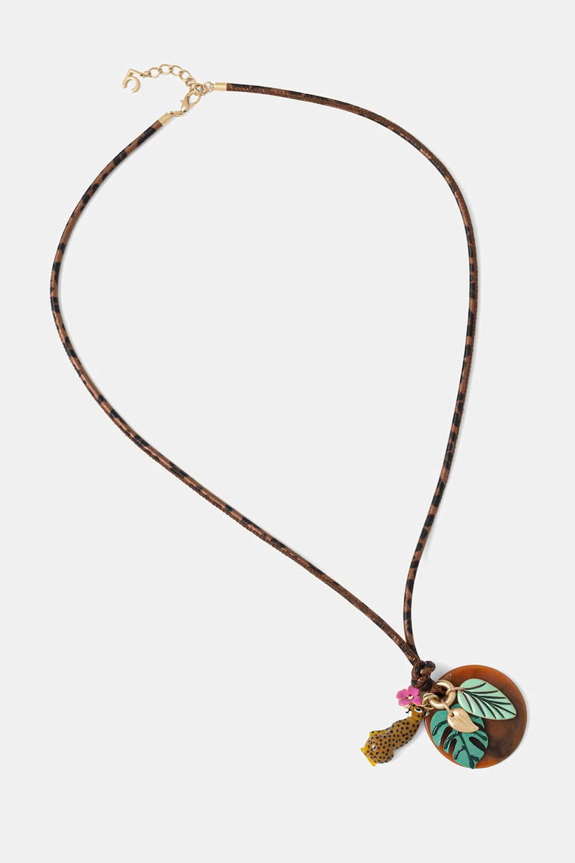 Lola Casademunt colier