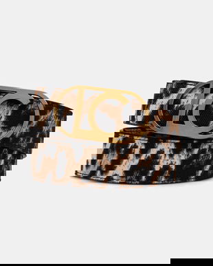 Lola Casademunt curea cu două fețe