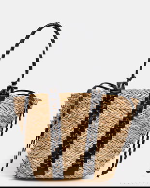 Lola Casademunt coș de plajă