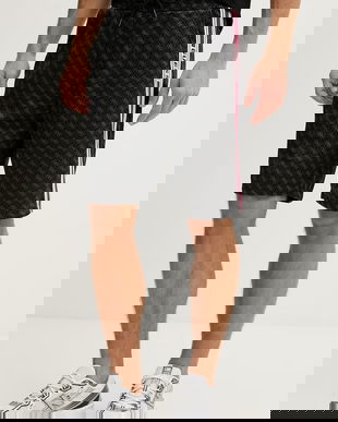 Guess Pantaloni scurți bărbați PARIMO