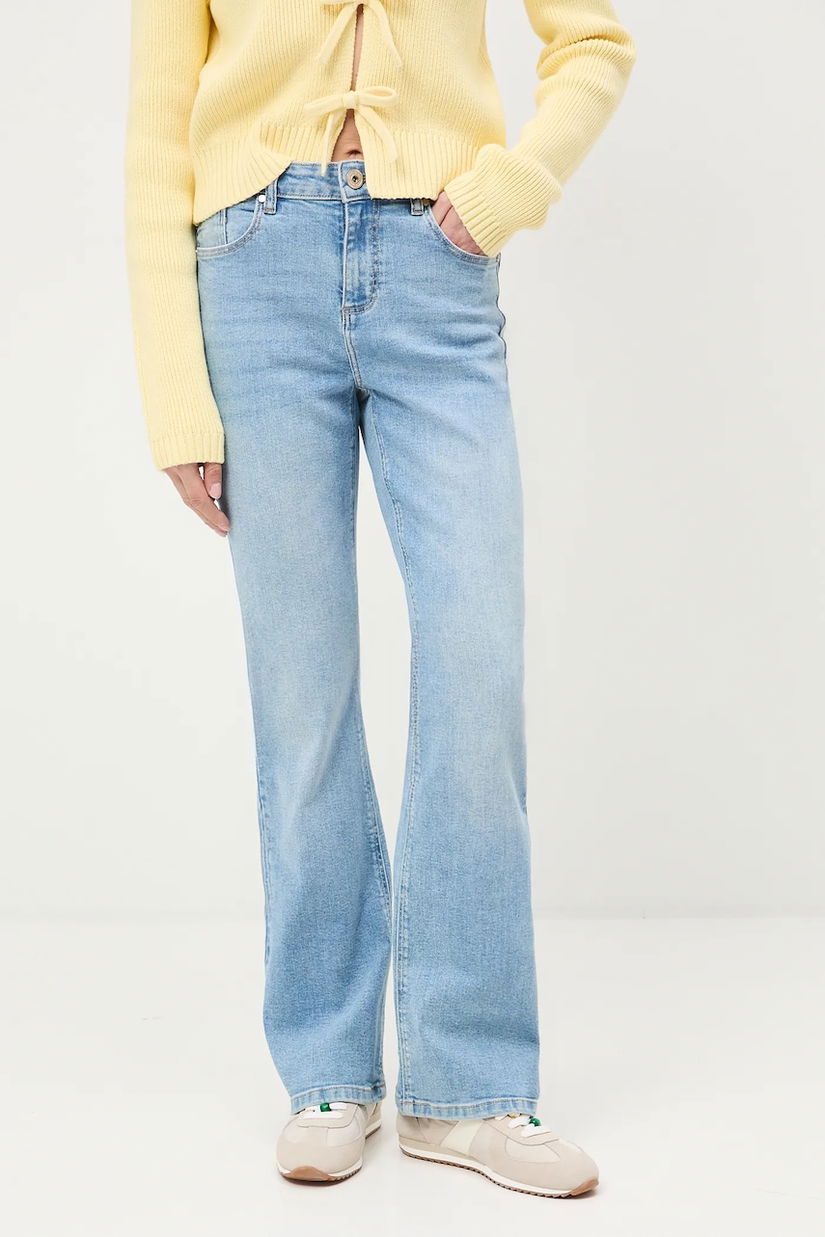 Medicine blugi evazați pentru femei