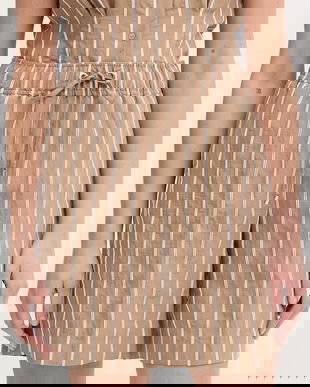 Lola Casademunt pantaloni scurți de damă cu vâscoză