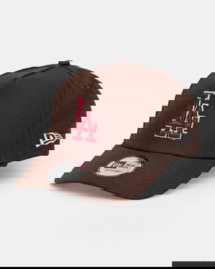 New Era șapcă OUTLINE SCRIPT E-FRAME