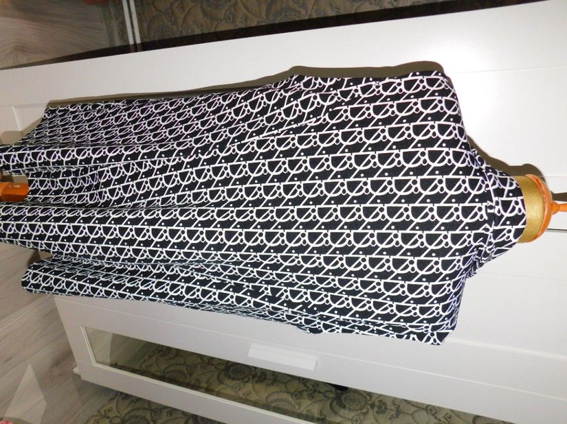 Vesta noua lunga, eleganta  48 - 50