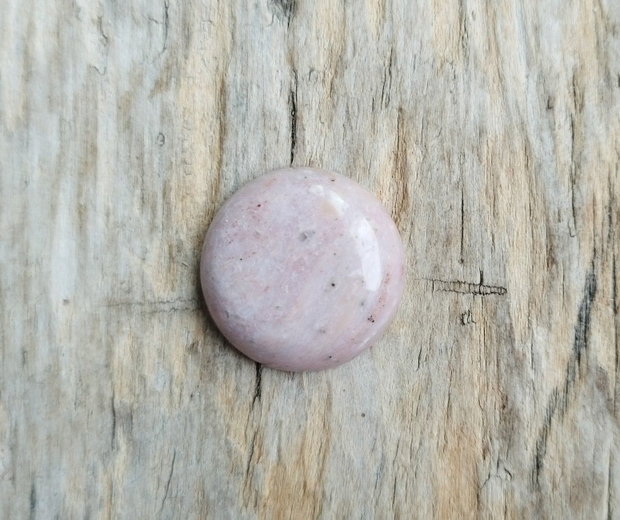 Cabochon rodonit roz prafuit, 30 mm
