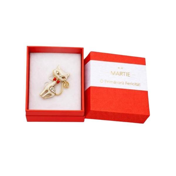 Mărțișor Broșă Pisică Albă cu Fundiță Roșie