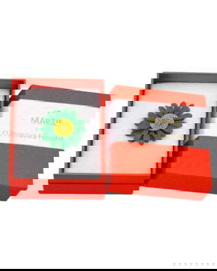 Mărțișor Broșă Floare Verde Tip Margareta