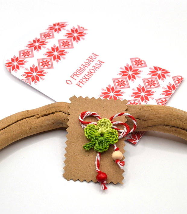 Martisor trifoi cu patru foi