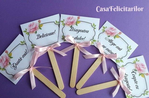 Propsuri pentru candy bar  design cu trandafiri roz