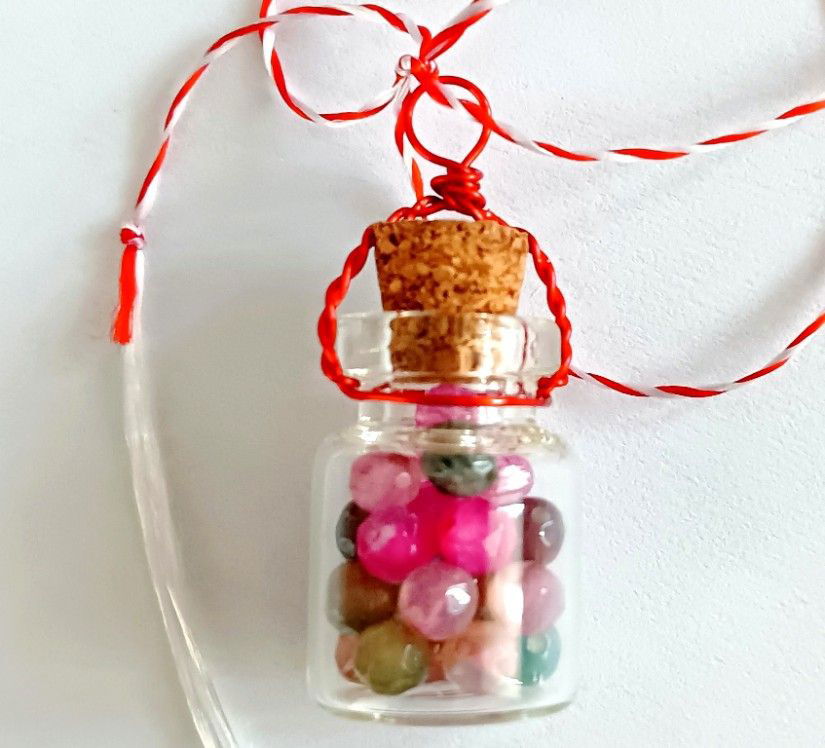 Pandantiv-Martisor, talisman,sticluta mare