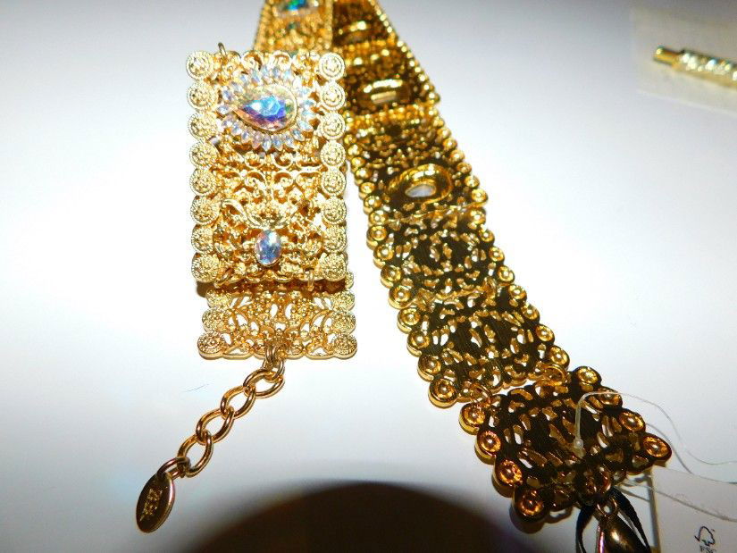 ZARA, curea metalica masiva aurie, metal , sticla, foarte frumoasa, etichete atasate