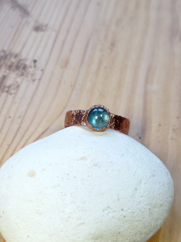 Inel din cupru, cabochon cubic zirconia