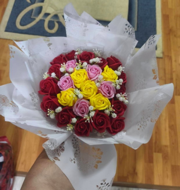 Buchet 25 trandafiri