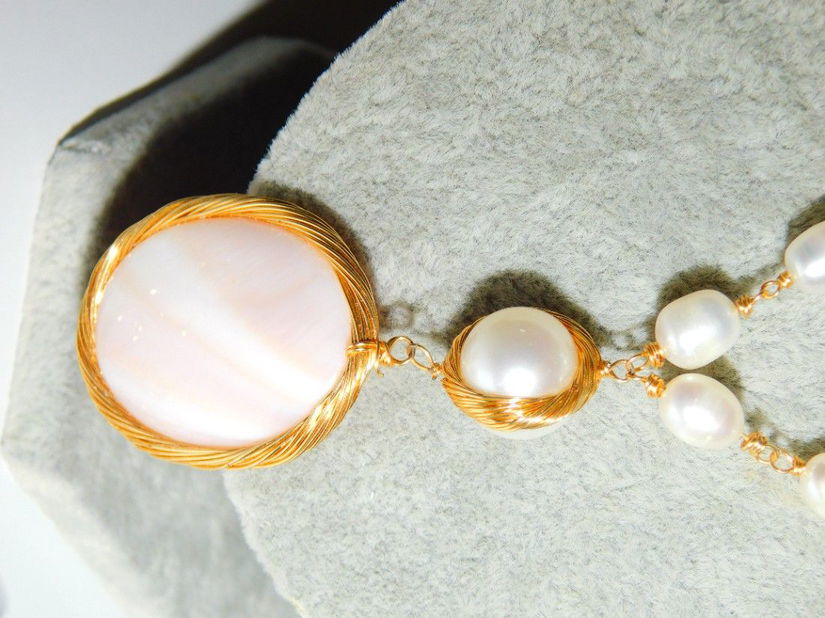 Colier nou Stauer SUA, perle cultura, cercei noi  masivi, superbi,  cadou