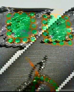 Cercei noi, safire  masive ,  argint , placati cu aur,  cadopu cercei noi    jad