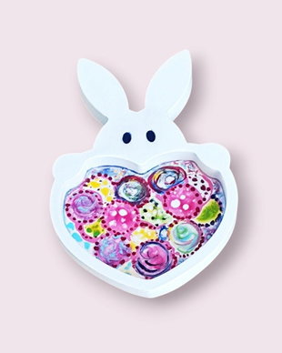 Platou decorativ iepuras cu inimioara multicolora 4617