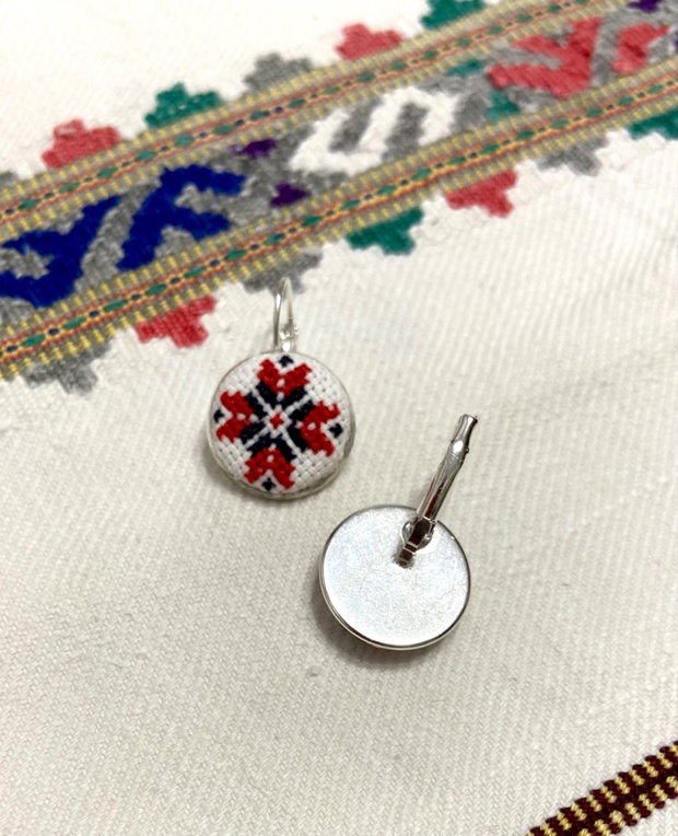 Cercei cu broderie manuala - traditional