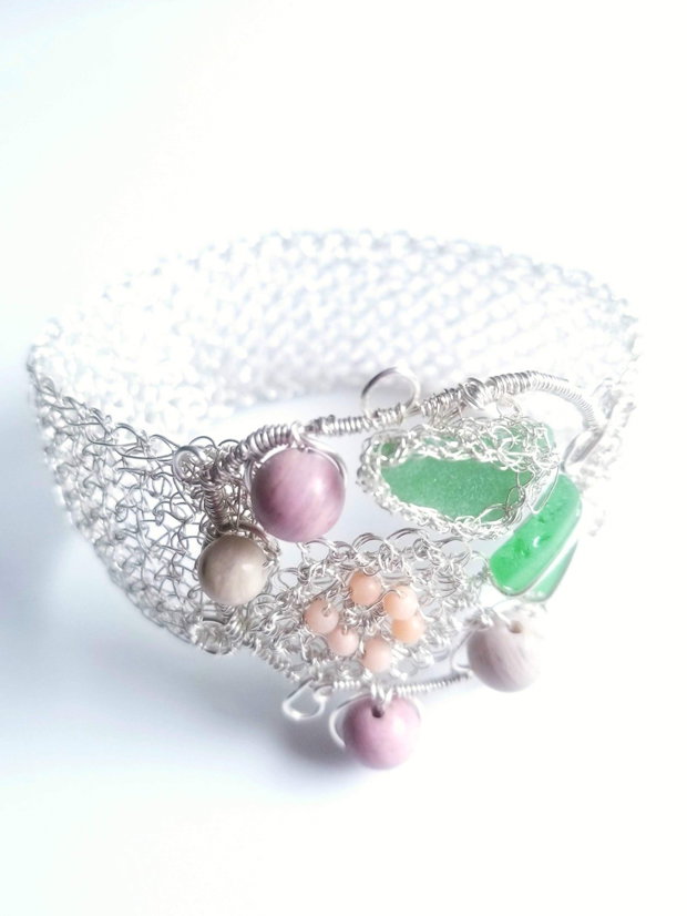 Bratara argintata cu sticla de mare-sea glass-si rodoncrosit