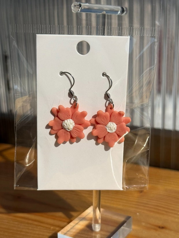 Cercei handmade flori roz coral