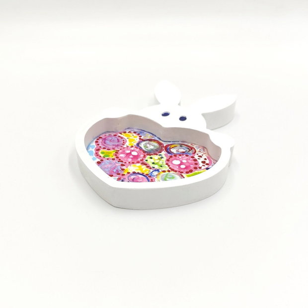 Platou decorativ iepuras cu inimioara multicolora 4617
