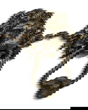 Batator pentru usa exterioara cu cap de leu