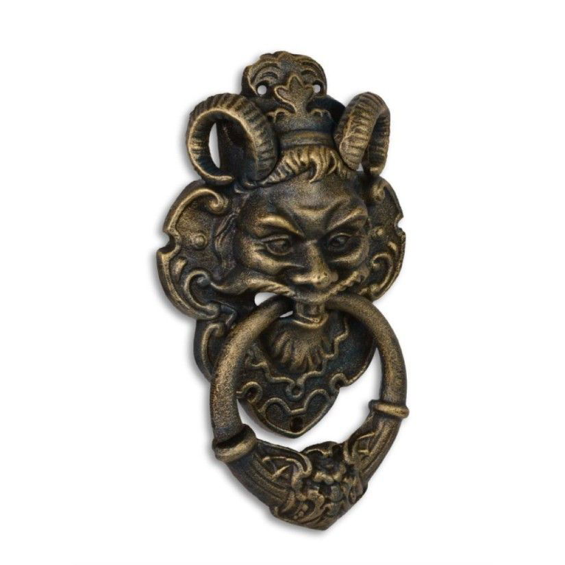 Batator usa cu un diavol verde