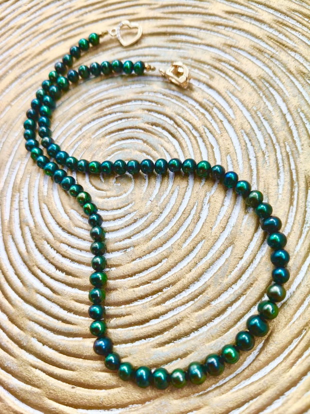 Colier perle de cultura verde smarald