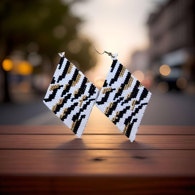 Cercei handmade Zebra Gold