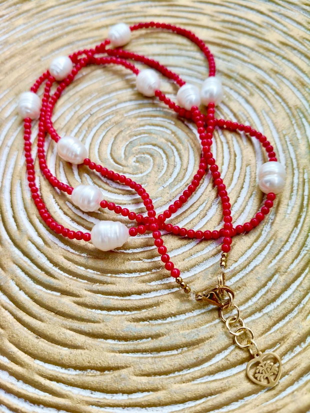 Colier lung / dublu coral rosu & perle albe baroc