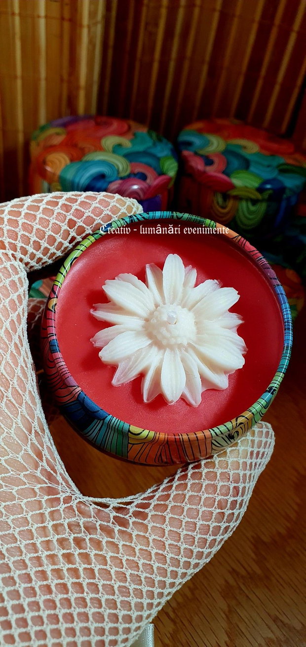 Margarete handmade, în vas de tablă, culori pastelate
