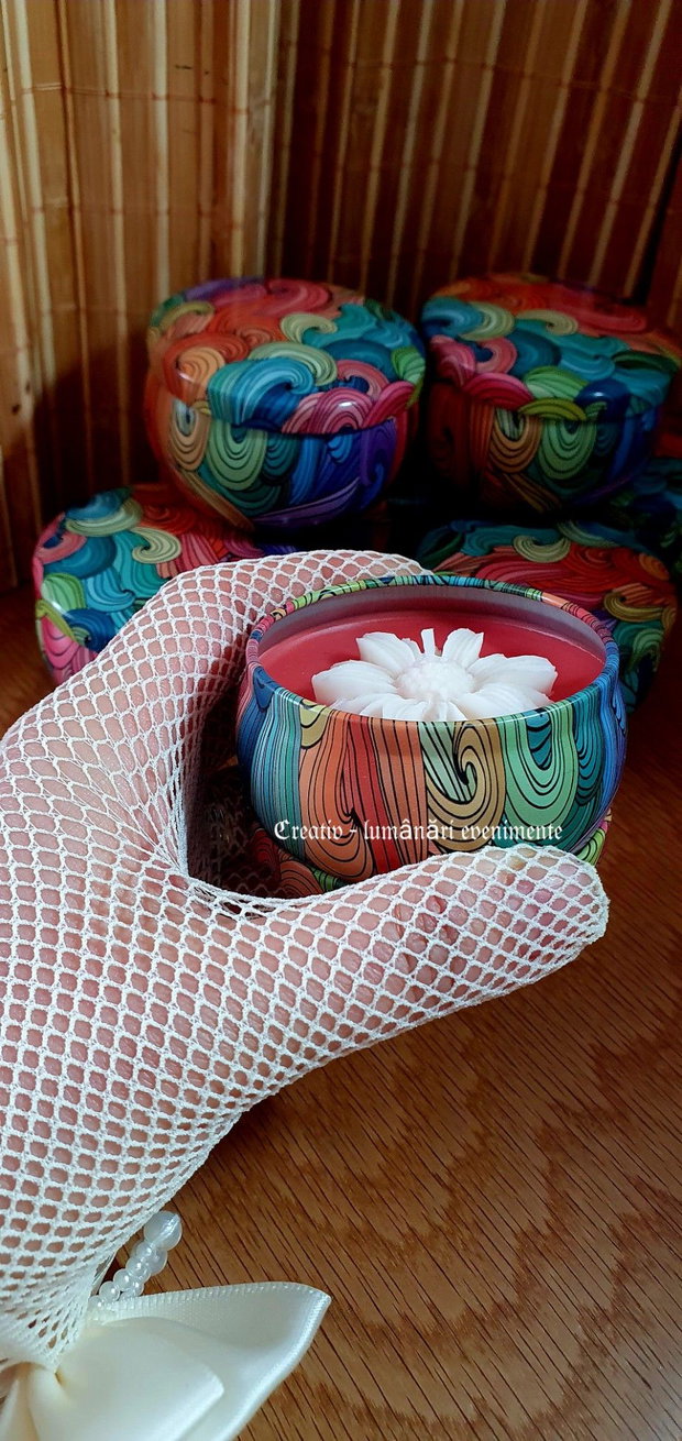 Margarete handmade, în vas de tablă, culori pastelate
