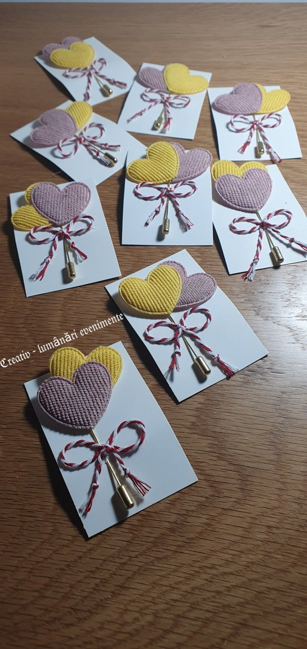Mărțișoare tip-broșă, handmade, cu pin lung