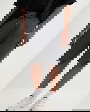 AllSaints pantaloni scurți din cașmir EMBLEM