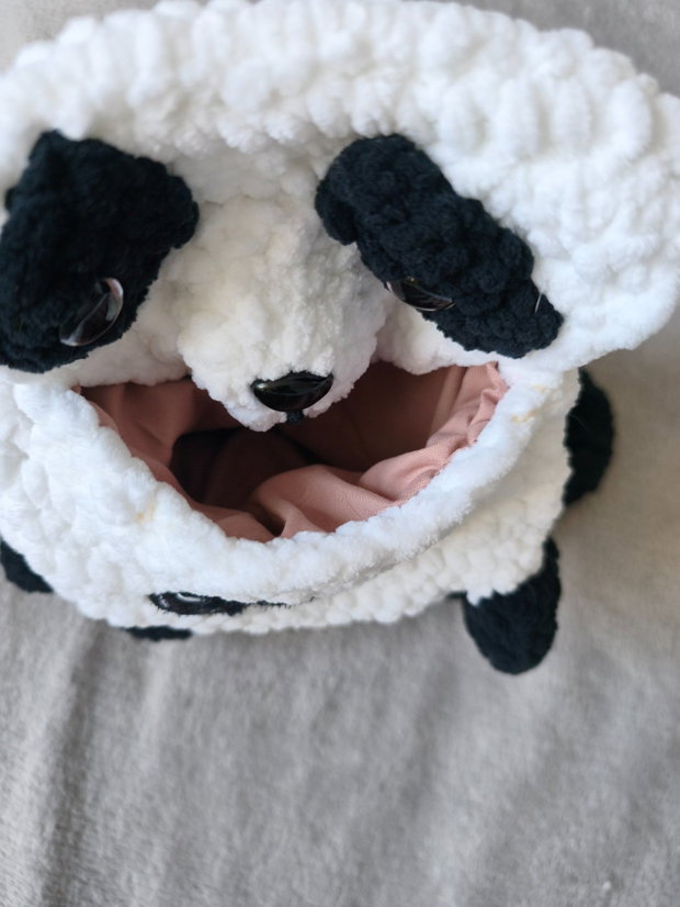 Panda rucsacel