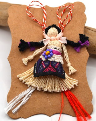 Martisor traditional zana primavara