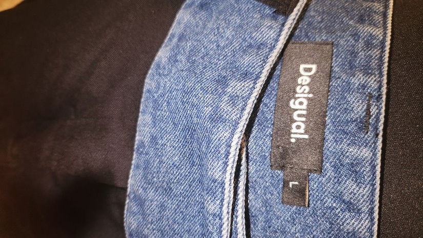 Pantaloni Desigual