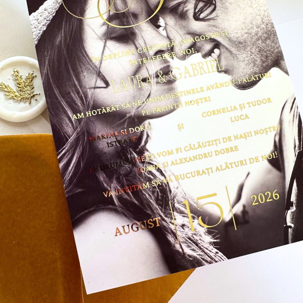 Invitatie foto cu folio auriu