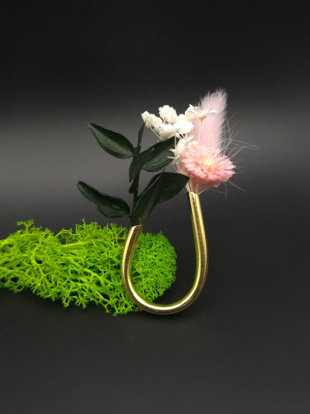 Brosa ''Flower 37''