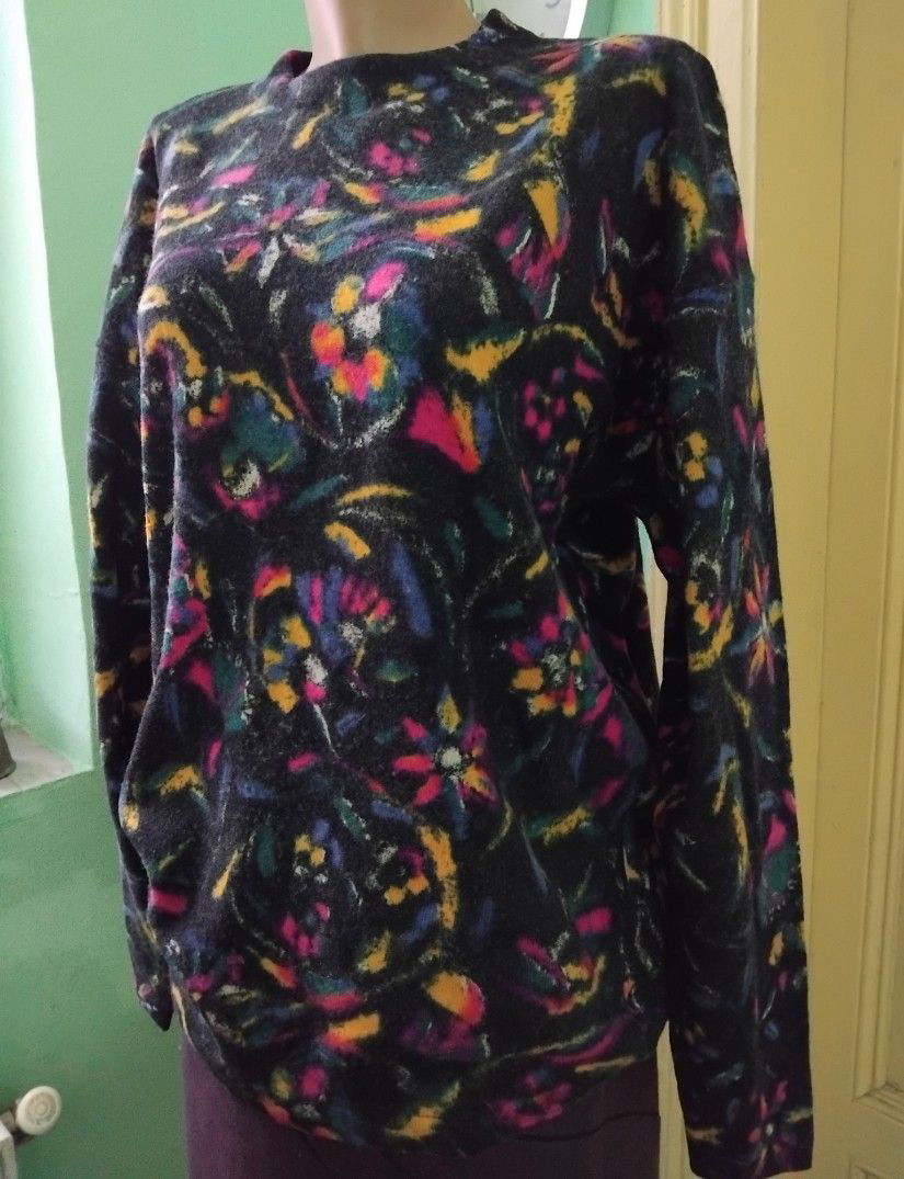 Bluza din lana inculori difuze