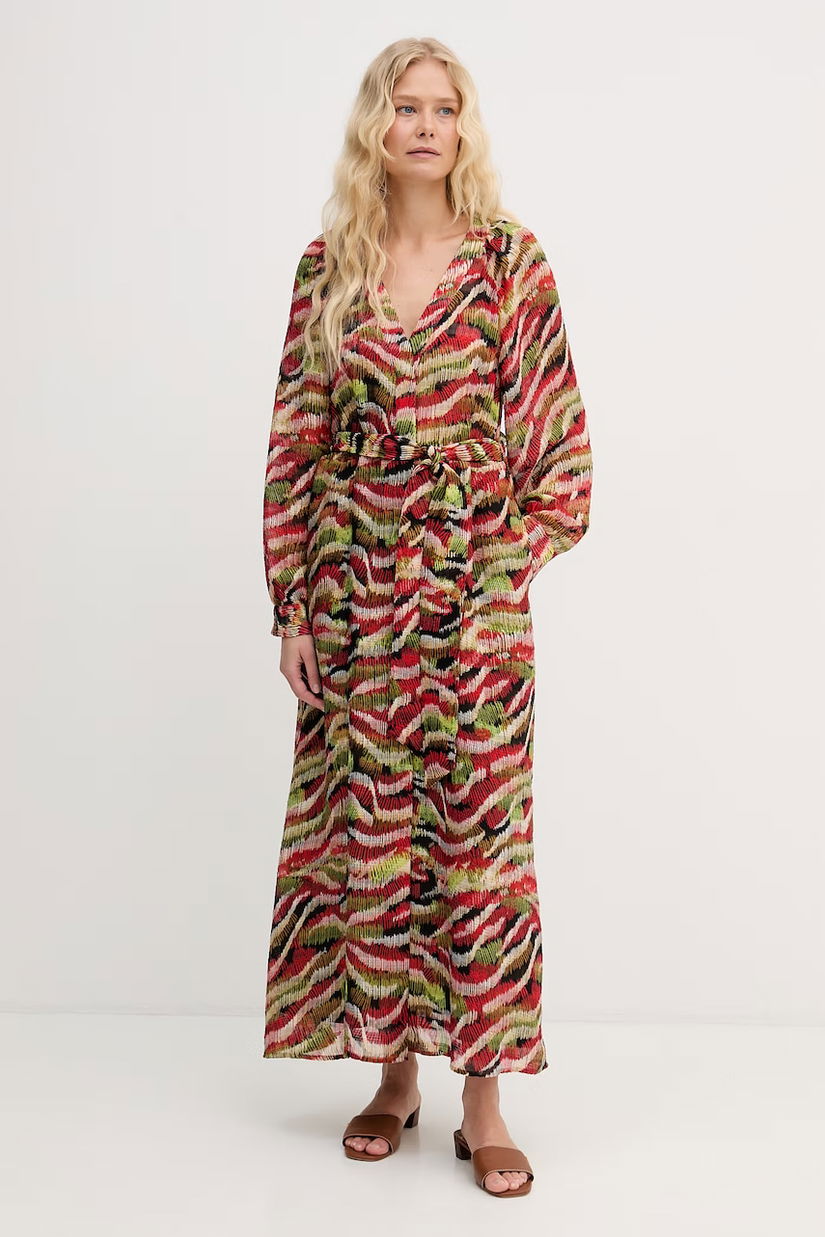 Lola Casademunt rochie