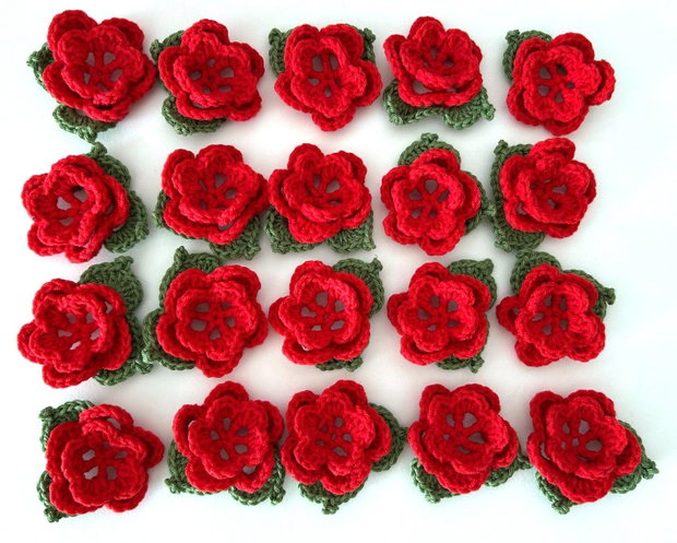 Flori crosetate