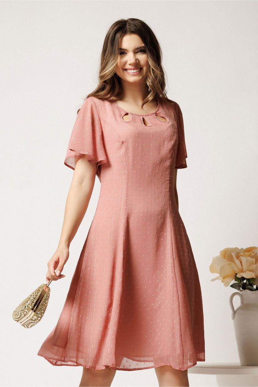 Rochie midi roz din voal in clin cu fir lurex si decupaje la decolteu