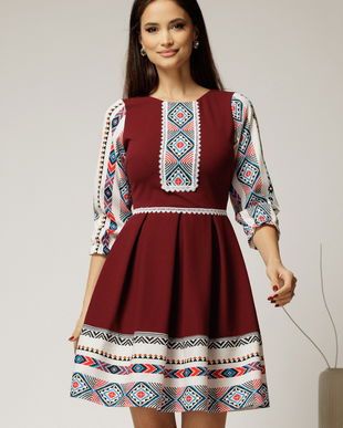 Rochie scurta bordo cu motive etno